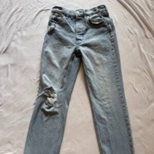 Gap Women's High Rise Lightly Distressed Blue Jeans 26